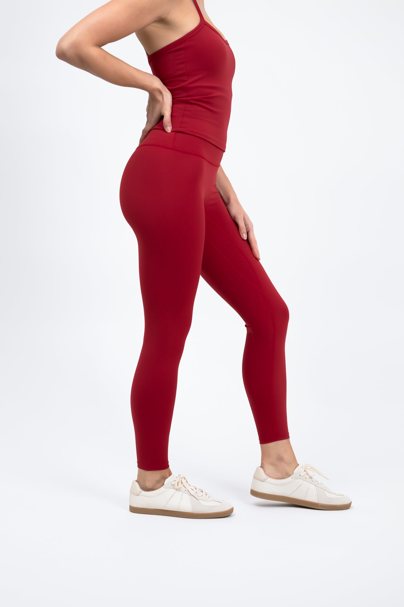 Essential High-Rise Leggings - Maroon